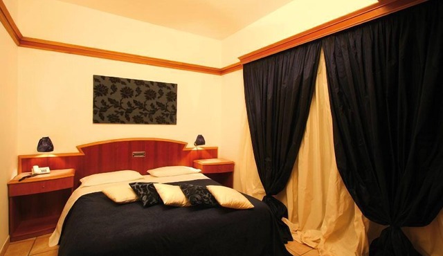 Sunshine Hotel & Spa in Ricadi