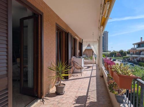 -Terrazza ampia- AC WiFi a 5min dal mare