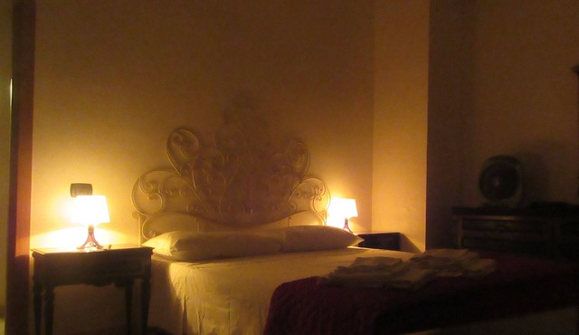 Tourist location Naples apartment near National museum