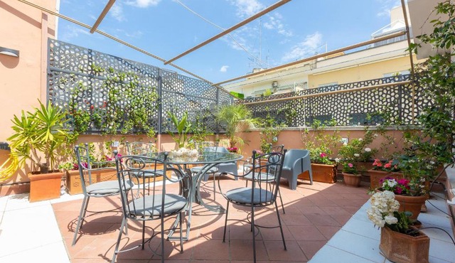 Tre Lune Penthouse by Rental in Roma