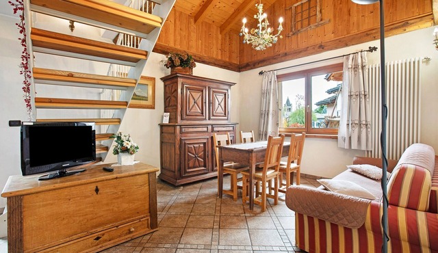 ‘Trilocale 8’ Apartment with Mountain View, Shared Terrace & Wi-Fi