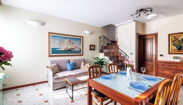 VILLA CATERINA A FEW STEPS FROM THE SEA: PET FRIENDLY, BBQ, TERRACE & RELAX