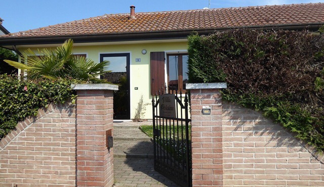Villa Camerini, nature, bikes and beaches in Polesine Camerini