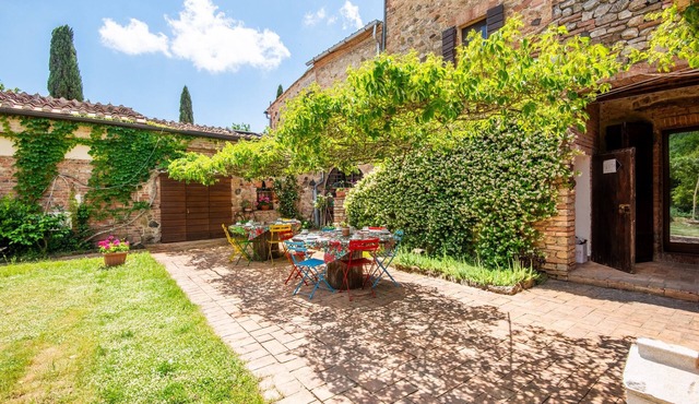 Villa 'Casa Alta Esclusiva' with Private Pool, Private Terrace and Wi-Fi