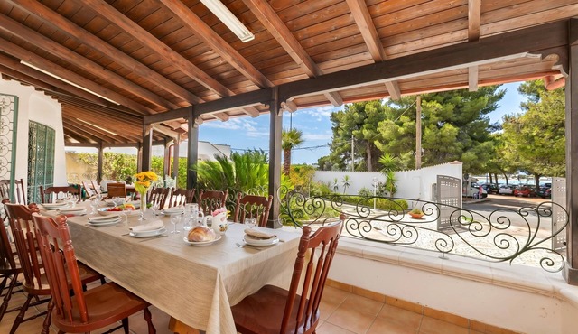 Villa Isidoro - Sea View and Garden, 50m to Beach, Nardò, Italy