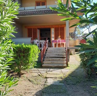 VILLA ORATA 8c