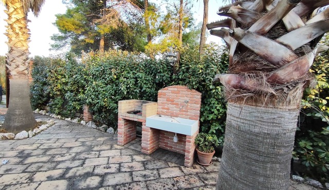 Villa Pizzomunno, small villa in Vieste with direct access to the sandy beach.