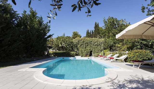 Villa Sirena 10 - Three Bedroom Villa, Sleeps 10
