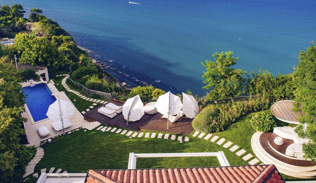 Villa Sospiro - Six Bedroom Villa, Sleeps 9