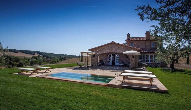 Villa with small private pool near Bolgheri