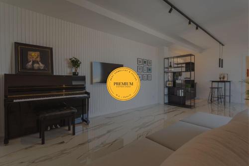 Wanderlust Experience Zenith Rooftop