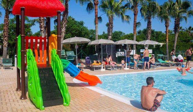 Wonderful private villa for 4 guests with A/C, WIFI, pool and terrace