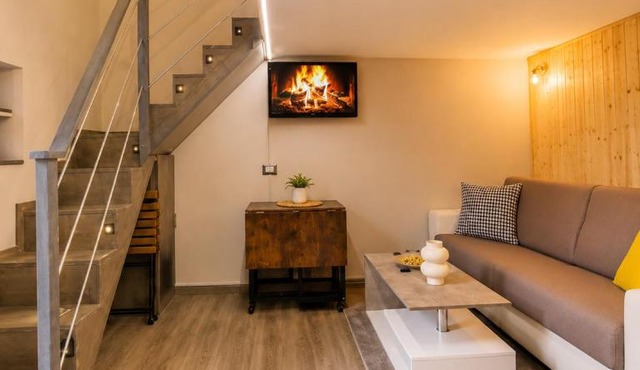 ZONA NAVIGLI Design Loft , Projector schermo 80