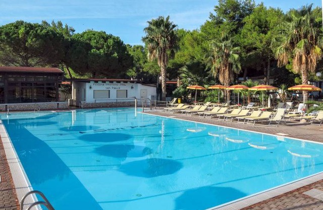 50 m² Resort ∙ 2 bedrooms ∙ 6 guests
