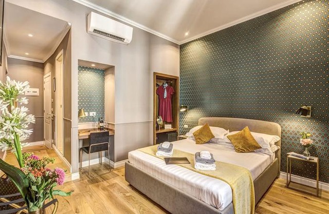 Charme Spagna Boutique Hotel