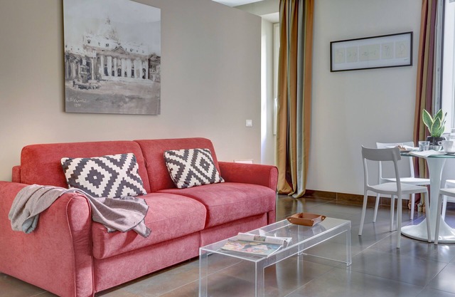 Colosseo Gardens - C7