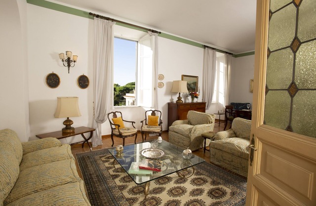 COLOSSEUM EXCLUSIVE APARTMENT