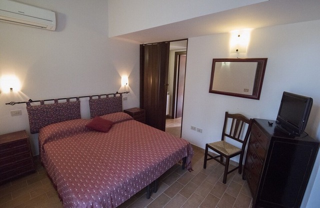 Country House The house of Carla-Pool and WI FI Free-BILOCALE 3 km from the SEA