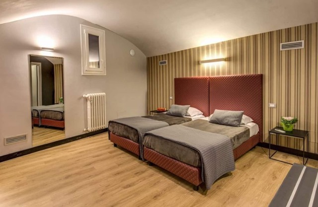 Cozy Two Bedrooms Apartment on 3 leves