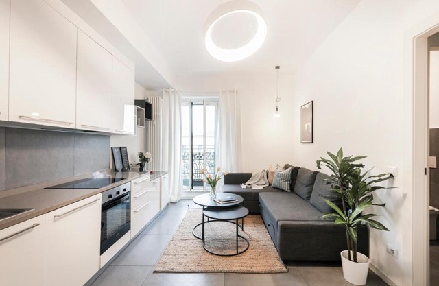 Furnished Romana 