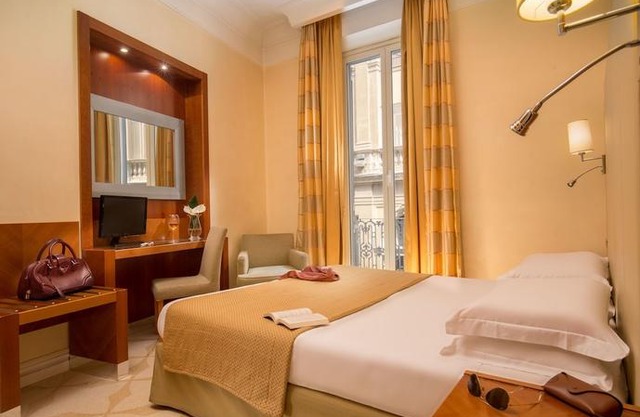 Hotel Opera Roma