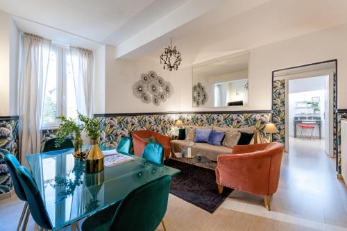 IREX Trevi Fountain private Penthouse near Spanish Steps & Pantheon