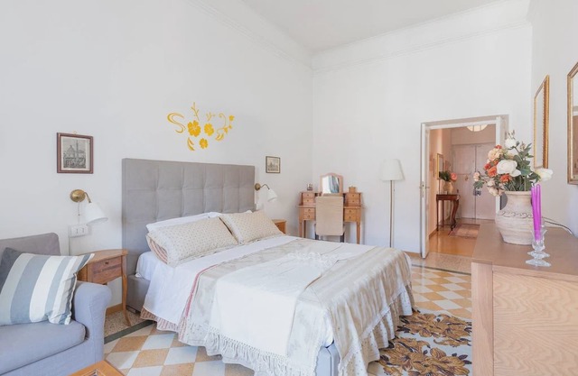 LIVING ROME REPUBBLICA APARTMENT
