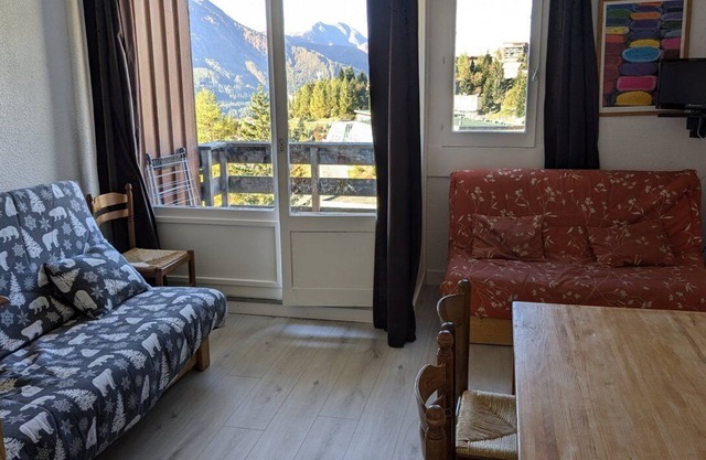 Maxi studio 6 pers. n° 44 A le rond point des pistes 1 center station in ORCIERES MERLETTE