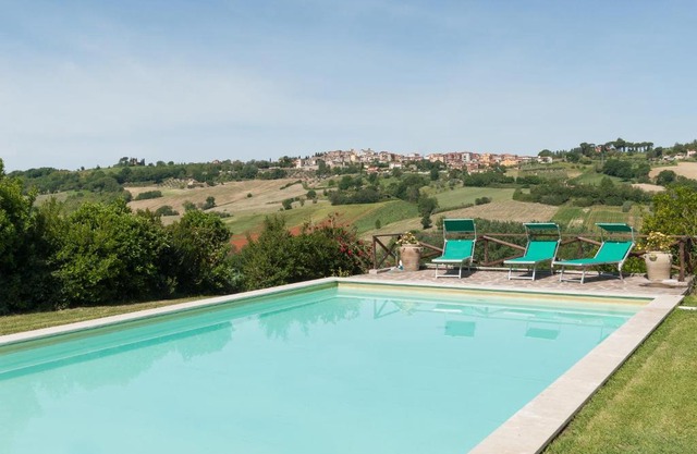 Otricoli Villa Sleeps 8 Pool WiFi