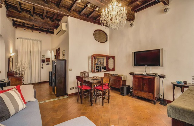 santa cecilia apartment