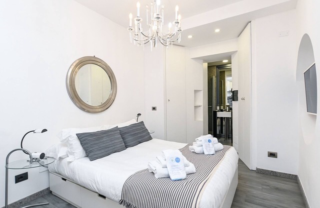 The Essential - Trastevere Design Studio