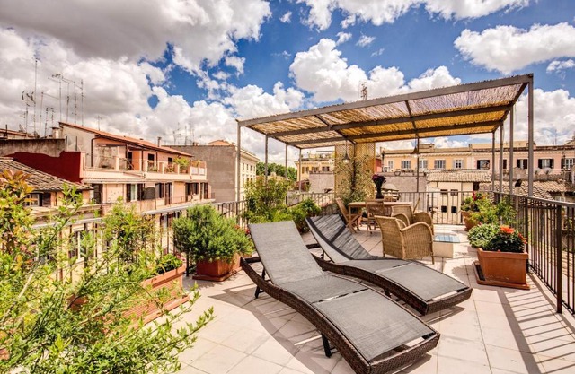 Trastevere Attic with Terrace