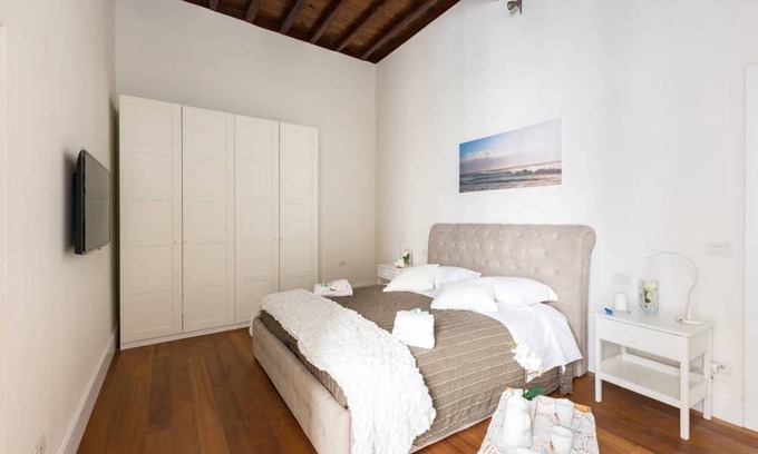 Rione III Colonna Apartment | 110 m² Apartment ∙ 1 bedroom ∙ 4 guests