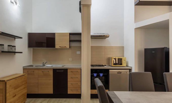 Trastevere Apartment | 119 m² Apartment ∙ 2 bedrooms ∙ 4 guests