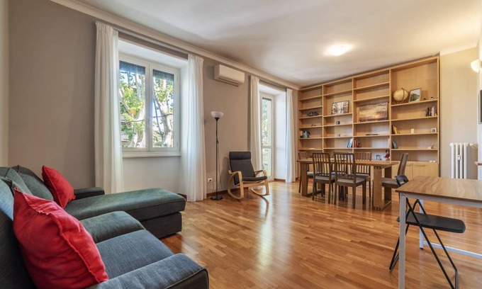 Prati Apartment | 135 m² Apartment ∙ 3 bedrooms ∙ 5 guests