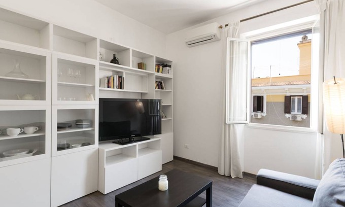 Vatican Apartment | 55 m² Apartment ∙ 1 bedroom ∙ 4 guests