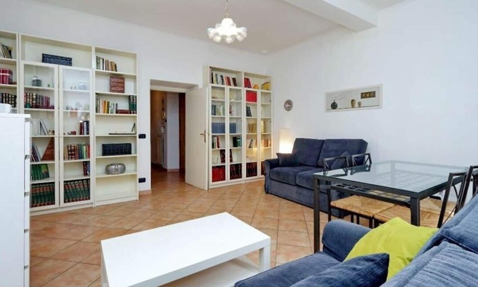 Rione II Trevi Apartment | Apartment in Rome with 1 bedrooms sleeps 4