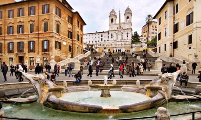 Rione IV Campo Marzio Apartment | Appartamento Piazza di Spagna