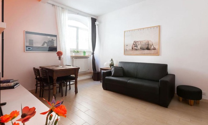 Rione II Trevi House | barberini holiday house