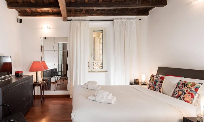Rione XI Sant'Angelo Apartment | Bella Elena apartment - Jewish Ghetto
