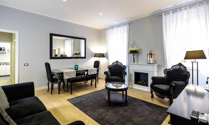Rione IV Campo Marzio Apartment | Belsiana Apartment - Two Bedroom Apartment, Sleeps 6