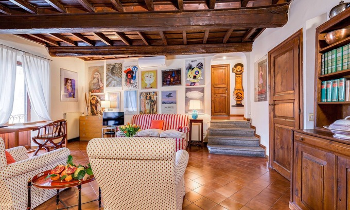 Rione VI Parione Apartment | Cappellari 35 | Luxury Apartment in Campo de' Fiori