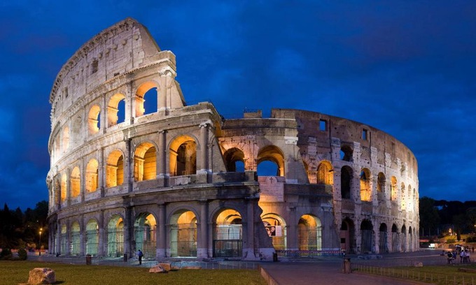 Monti House | Colosseum Palace Star
