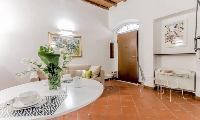 Rione III Colonna Apartment | Cozy Apartment Della Purificazione 68