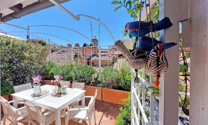 Rione V Ponte Apartment | Di Panico, Magical Navona Duplex With Terrace By Halldis