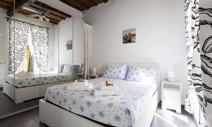 Rione XIV Borgo Apartment | Emma's Apartment,St. Peter's Borgo Sistine Chapel