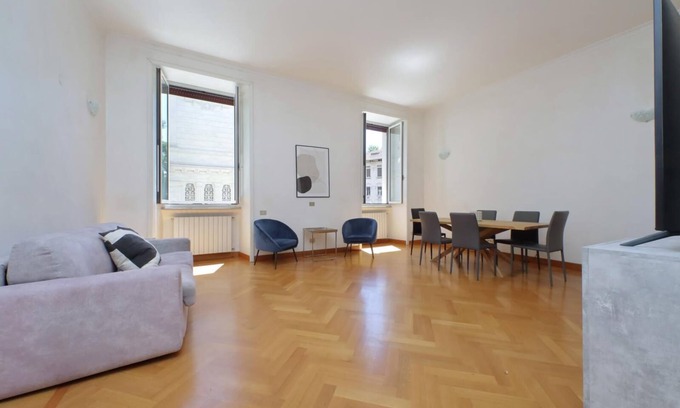 Rione XI Sant'Angelo Apartment | Exclusive Historic Ghetto Flatinrome