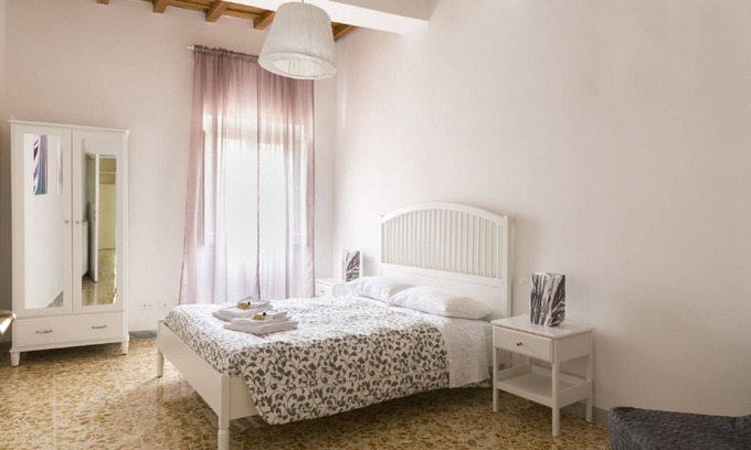 Rione VI Parione Apartment | Gabriella Art Apartment Navona Sq.