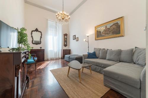 Vatican Apartment | GuestHost - Musei Vaticani Stylish Apartment