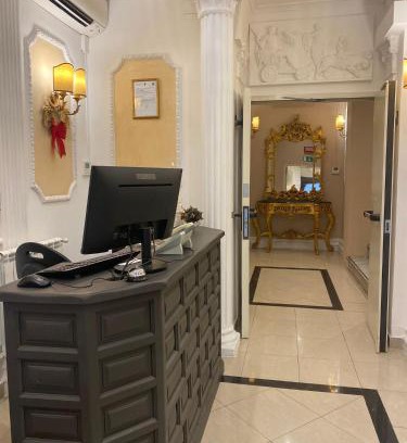 Rione III Colonna Hotel | Hotel Erdarelli